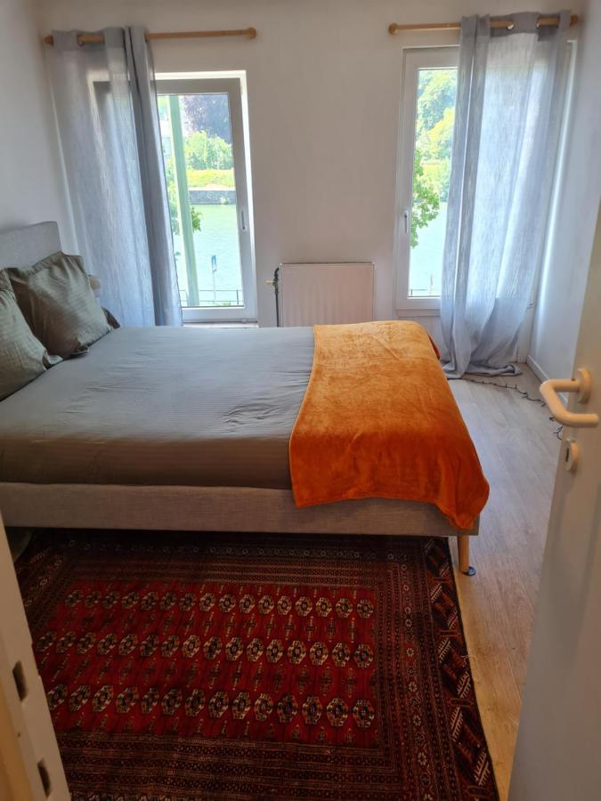 Studio 87 Apartamento Dinant Exterior foto